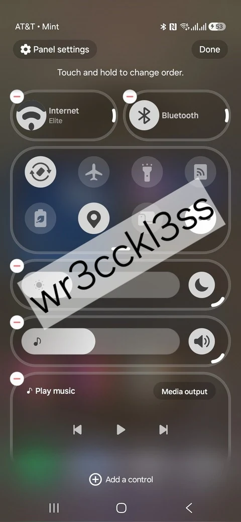 Resizable Quick Settings tiles on One UI 8.5