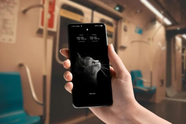 How to Turn Off Samsung’s Roaming Clock