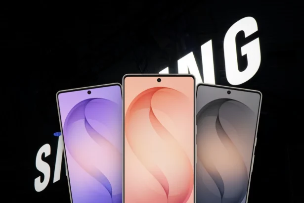 Samsung Galaxy S26 series stock wallpapers